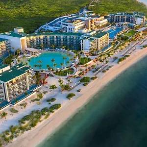 Haven Riviera Cancun Resort